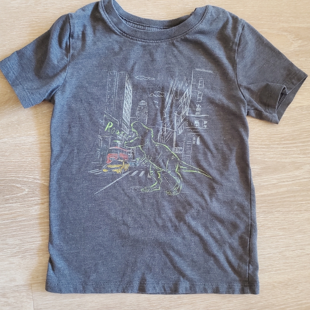 Cat & Jack Boys' Gray Dinosaur In the City T-shirt - Sz. 5T
